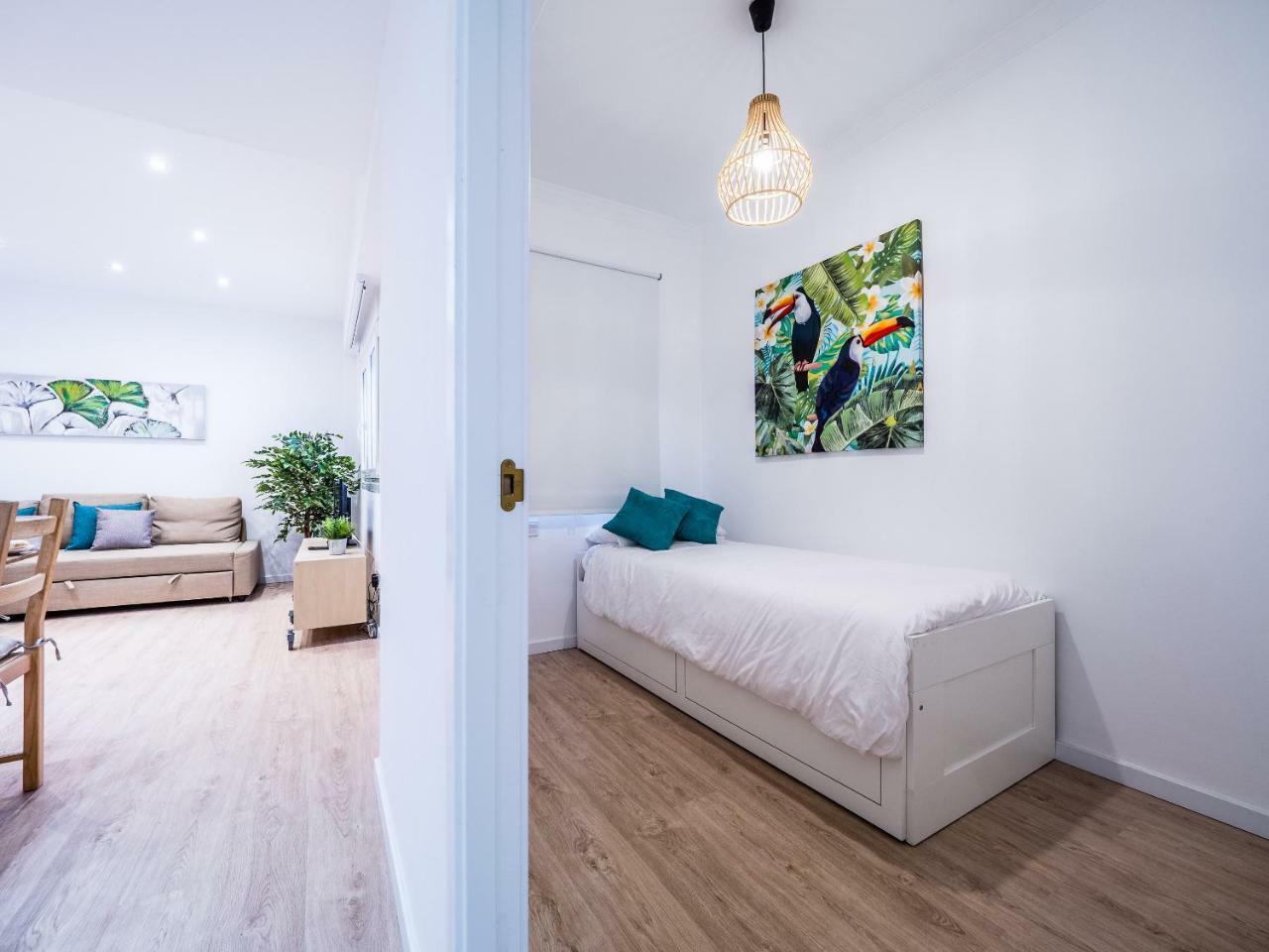 Malaga Urban Center Διαμέρισμα Εξωτερικό φωτογραφία